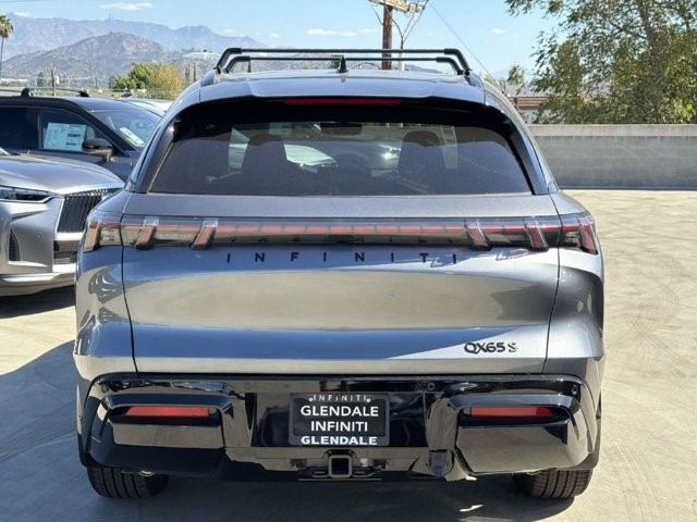 2027 Infiniti QX65 photo 5