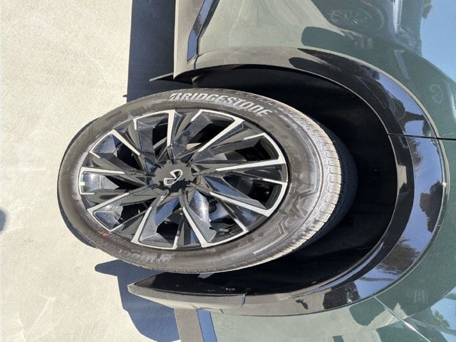 2027 Infiniti QX65 photo 5