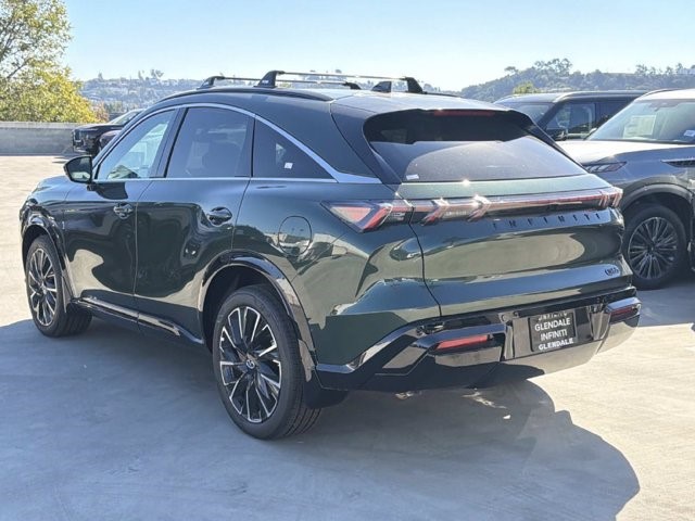 2027 Infiniti QX65 photo 4