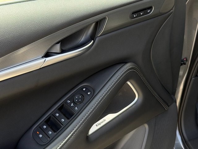 2027 INFINITI QX60 LUXE LUXE FWD Intercooled Turbo Premium Gasoline I-4 2.0 L/122 [12]