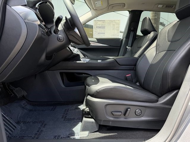 2027 INFINITI QX60 LUXE LUXE FWD Intercooled Turbo Premium Gasoline I-4 2.0 L/122 [14]
