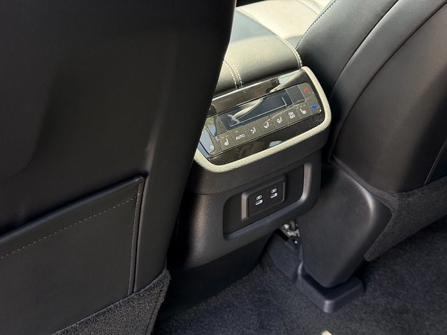 2027 INFINITI QX60 LUXE LUXE FWD Intercooled Turbo Premium Gasoline I-4 2.0 L/122 [20]