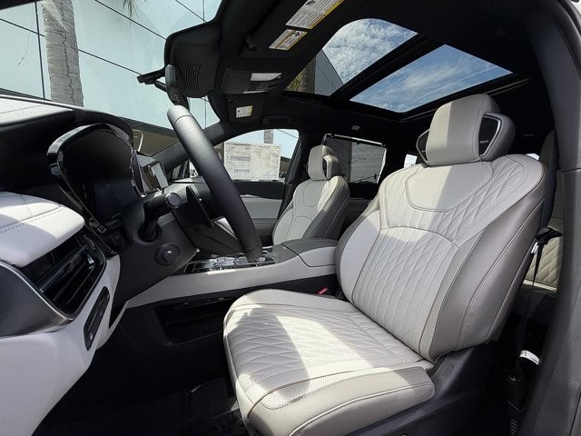 2027 INFINITI QX60 AUTOGRAPH AUTOGRAPH AWD Intercooled Turbo Premium Gasoline I-4 2.0 L/122 [17]
