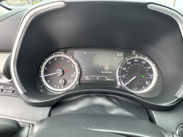 2023 Toyota Highlander XLE - Photo 11