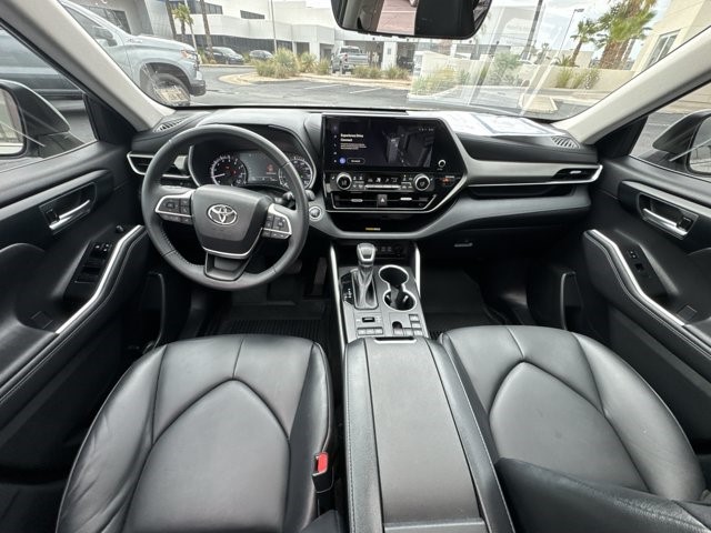 2023 Toyota Highlander XLE - Photo 21