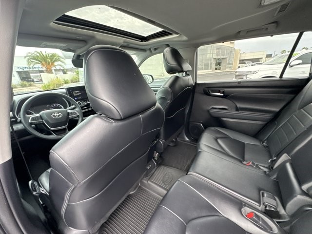 2023 Toyota Highlander XLE - Photo 22