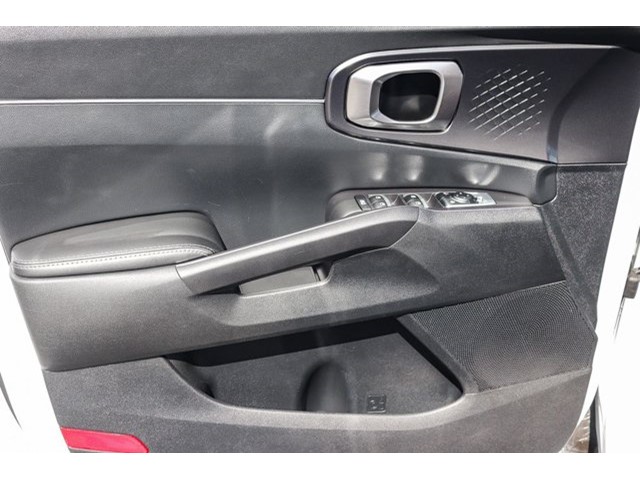 2024 Kia Sorento S - Photo 21