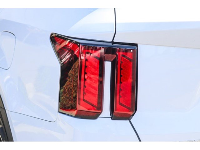 2024 Kia Sorento S - Photo 9