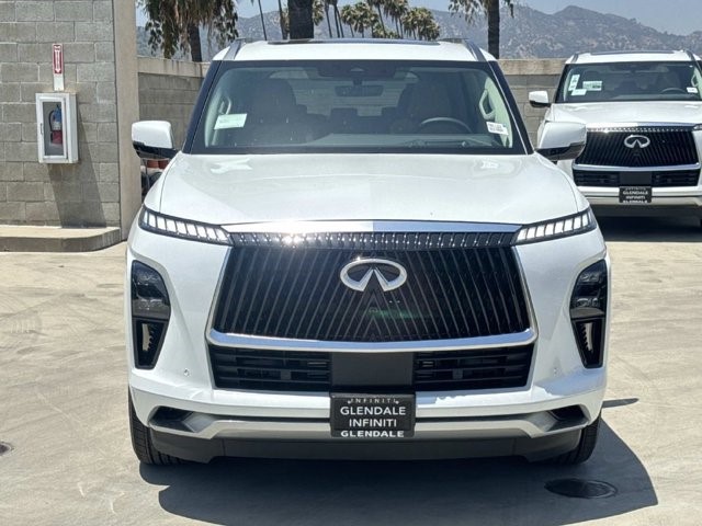 2026 Infiniti QX80 photo 3