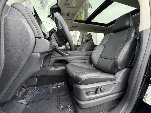 2027 INFINITI QX80 LUXE LUXE AWD Twin Turbo Premium Gasoline V-6 3.5 L/213 [15]