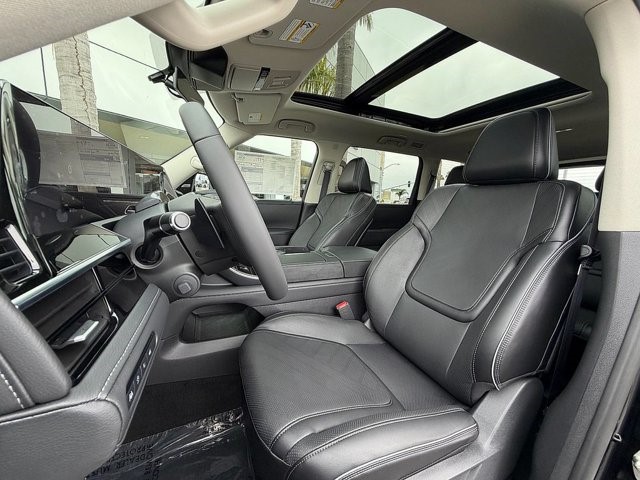 2027 INFINITI QX80 LUXE LUXE AWD Twin Turbo Premium Gasoline V-6 3.5 L/213 [16]