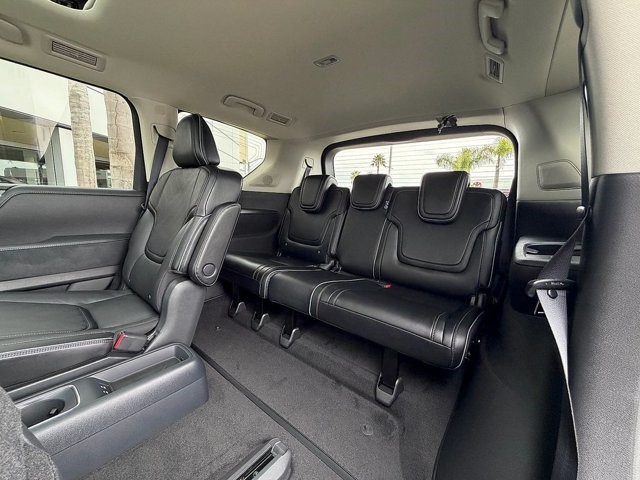 2027 INFINITI QX80 LUXE LUXE AWD Twin Turbo Premium Gasoline V-6 3.5 L/213 [22]