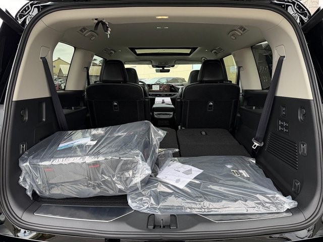 2027 INFINITI QX80 LUXE LUXE AWD Twin Turbo Premium Gasoline V-6 3.5 L/213 [24]