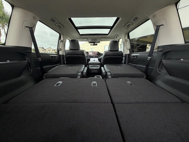 2027 INFINITI QX80 LUXE LUXE AWD Twin Turbo Premium Gasoline V-6 3.5 L/213 [26]