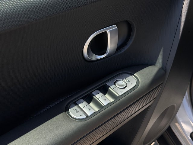 2024 Hyundai IONIQ 5 SEL SEL RWD Electric [12]