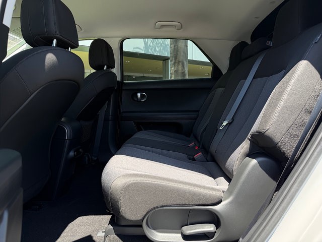 2024 Hyundai IONIQ 5 SEL SEL RWD Electric [19]