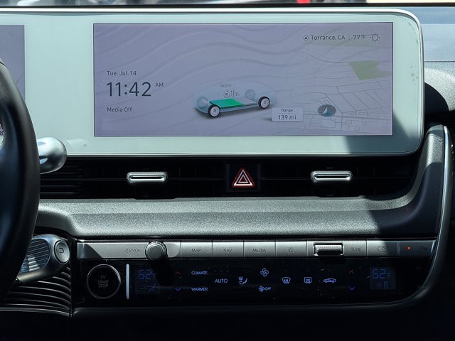 2024 Hyundai IONIQ 5 SEL SEL RWD Electric [29]