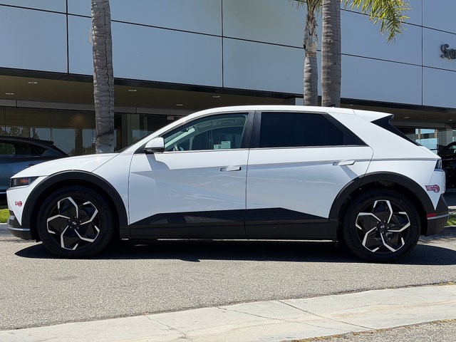 2024 Hyundai IONIQ 5 SEL SEL RWD Electric [2]