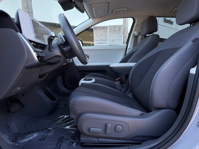 2024 Hyundai IONIQ 5 SEL SEL RWD Electric [14]