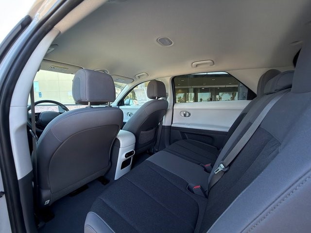 2024 Hyundai IONIQ 5 SEL SEL RWD Electric [21]