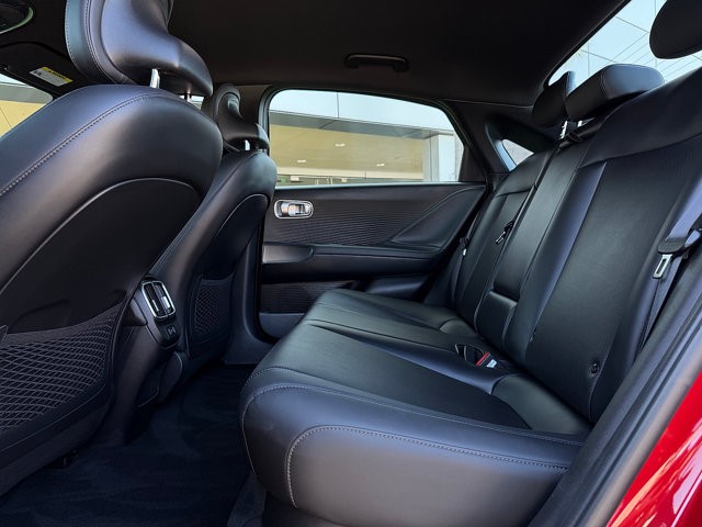 2024 Hyundai IONIQ 6 SEL SEL RWD Electric [19]