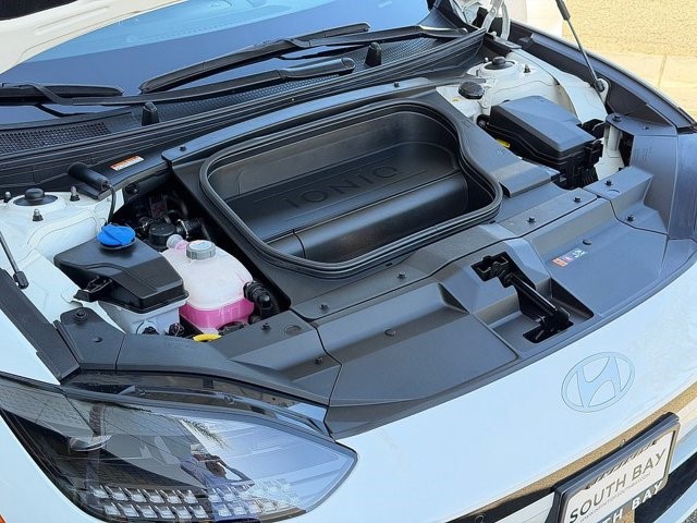 2023 Hyundai IONIQ 6 Limited Limited RWD Electric [9]