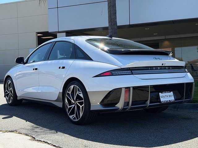 2023 Hyundai IONIQ 6 Limited Limited RWD Electric [3]