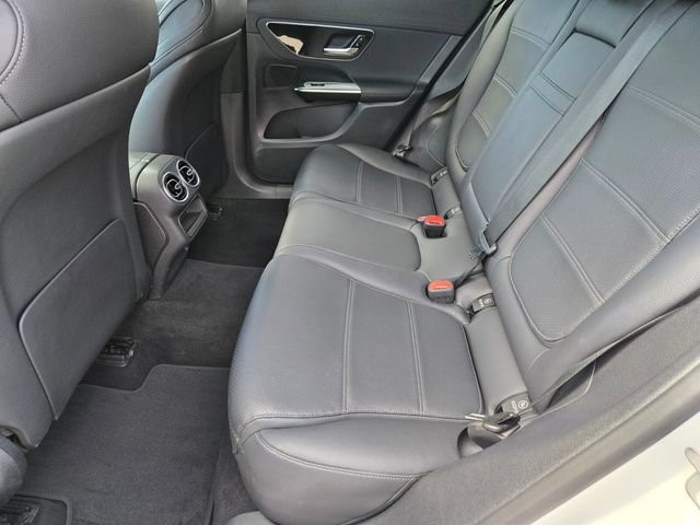 2024 Mercedes-Benz GLC GLC 300 - Photo 12
