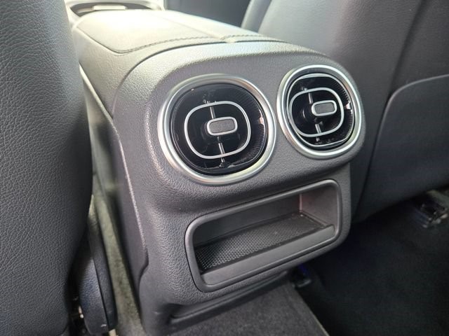 2024 Mercedes-Benz GLC GLC 300 - Photo 17
