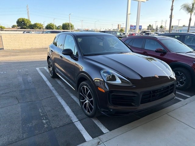 2023 Porsche Cayenne  Intercooled Turbo Premium Unleaded V-6 3.0 L/183 [0]