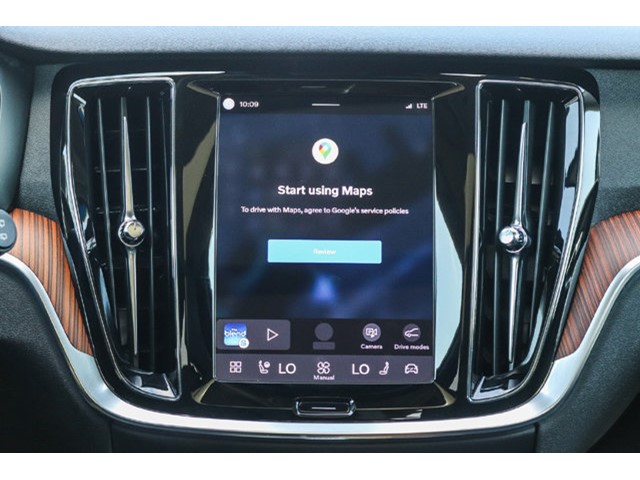 2025 Volvo V60 Cross Country Plus - Photo 13