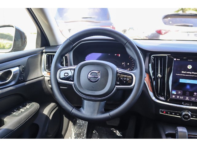 2025 Volvo V60 Cross Country Plus - Photo 14