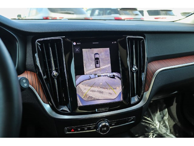2025 Volvo V60 Cross Country Plus - Photo 23