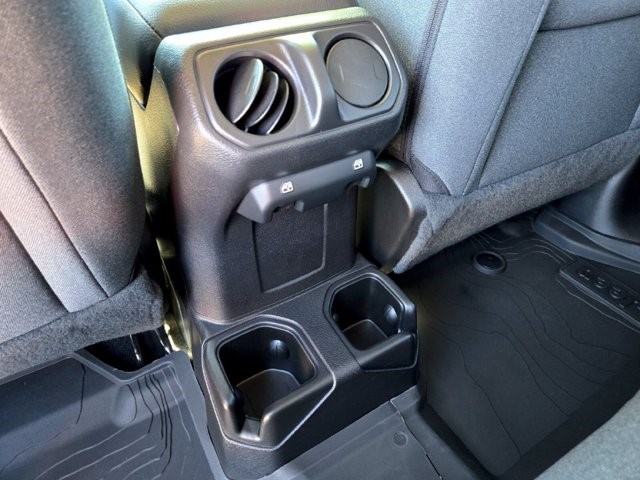 2025 Jeep Gladiator Sport S - Photo 17