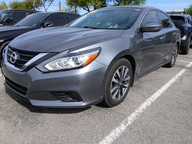 2016 Nissan Altima 2.5 SV 4dr Sdn I4 2.5 SV Regular Unleaded I-4 2.5 L/152 [0]