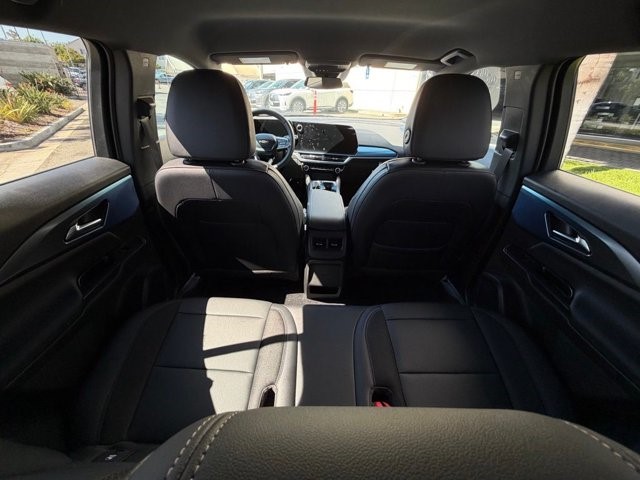 2026 Chevrolet Equinox EV LT2 w/PDE 4dr LT2 w/PDE Electric [24]