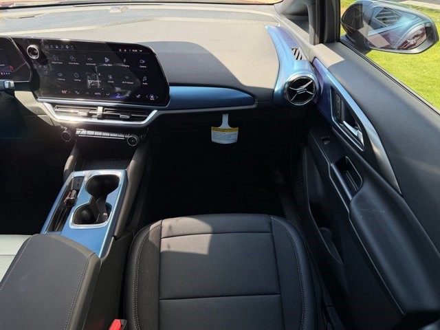 2026 Chevrolet Equinox EV LT2 w/PDE 4dr LT2 w/PDE Electric [28]