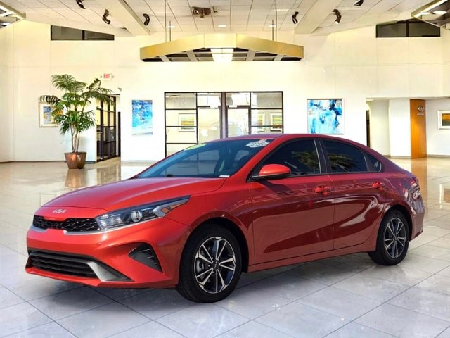 2024 Kia Forte LXS LXS IVT Regular Gasoline I-4 2.0 L/122 [9]