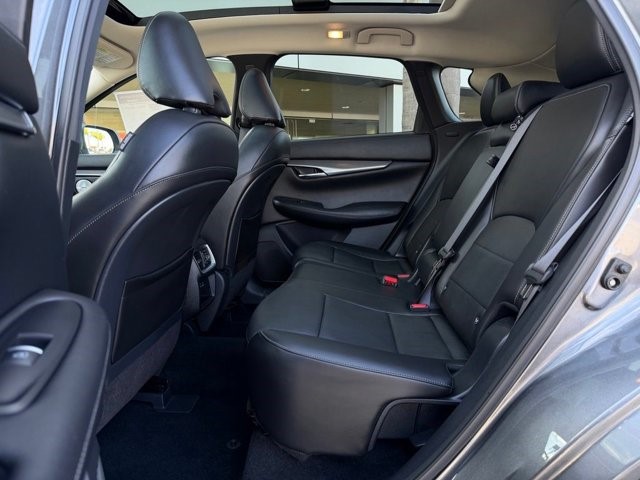 2023 INFINITI QX50 LUXE LUXE FWD Intercooled Turbo Premium Gasoline I-4 2.0 L/122 [19]
