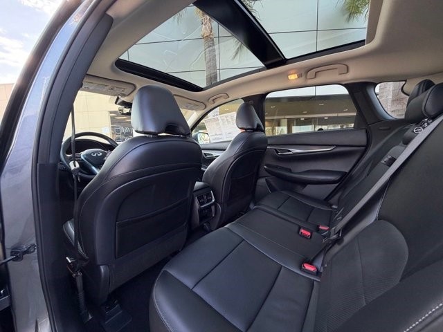 2023 INFINITI QX50 LUXE LUXE FWD Intercooled Turbo Premium Gasoline I-4 2.0 L/122 [21]