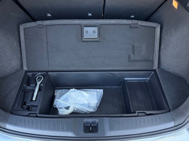 2023 INFINITI QX50 LUXE LUXE FWD Intercooled Turbo Premium Gasoline I-4 2.0 L/122 [23]