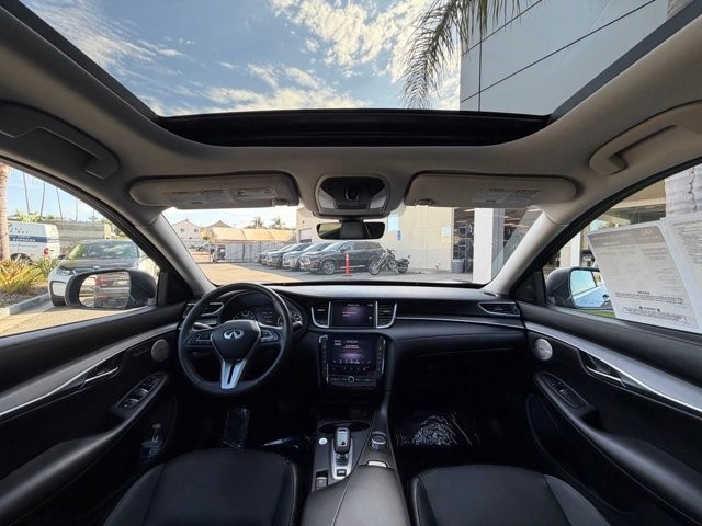 2023 INFINITI QX50 LUXE LUXE FWD Intercooled Turbo Premium Gasoline I-4 2.0 L/122 [26]