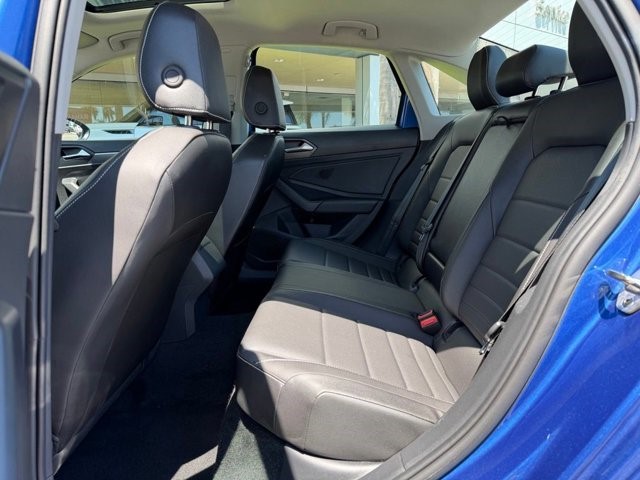 2024 Volkswagen Jetta SE SE Auto Intercooled Turbo Regular Unleaded I-4 1.5 L/91 [18]
