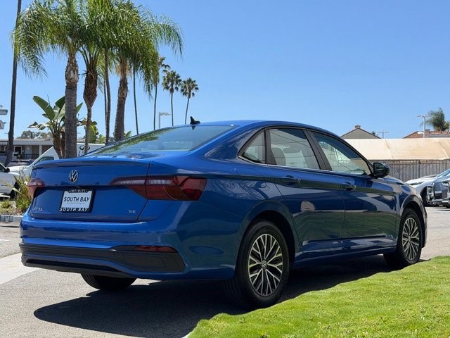 2024 Volkswagen Jetta SE SE Auto Intercooled Turbo Regular Unleaded I-4 1.5 L/91 [5]
