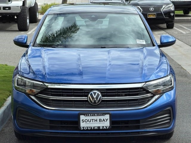2024 Volkswagen Jetta SE SE Auto Intercooled Turbo Regular Unleaded I-4 1.5 L/91 [10]