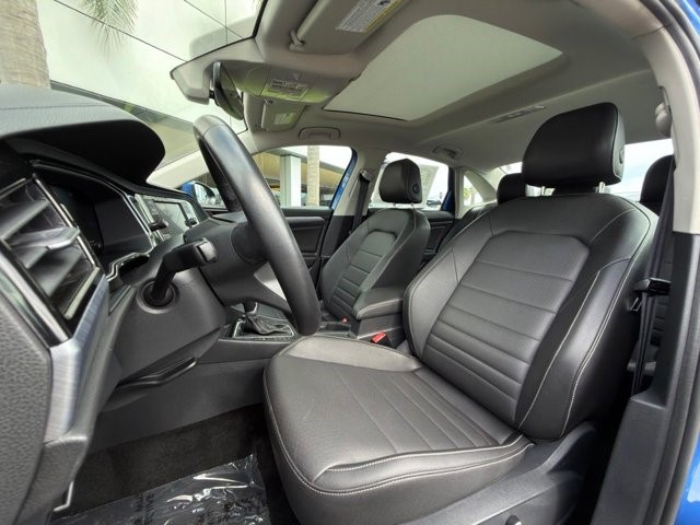 2024 Volkswagen Jetta SE SE Auto Intercooled Turbo Regular Unleaded I-4 1.5 L/91 [16]