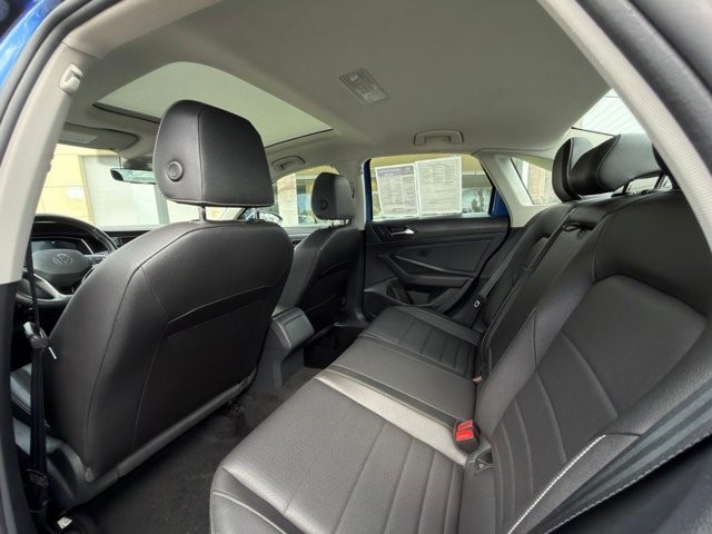 2024 Volkswagen Jetta SE SE Auto Intercooled Turbo Regular Unleaded I-4 1.5 L/91 [20]