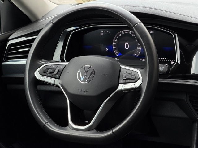 2024 Volkswagen Jetta SE SE Auto Intercooled Turbo Regular Unleaded I-4 1.5 L/91 [28]