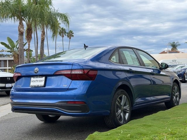 2024 Volkswagen Jetta SE SE Auto Intercooled Turbo Regular Unleaded I-4 1.5 L/91 [5]