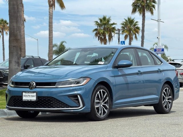 2025 Volkswagen Jetta SE SE Auto Intercooled Turbo Regular Gasoline I-4 1.5 L/91 [9]